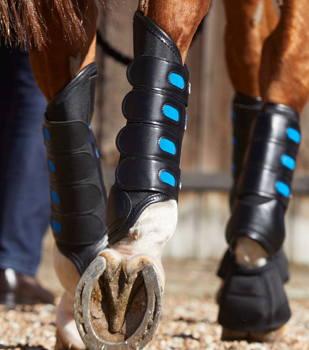 Air cooled eventing store boots